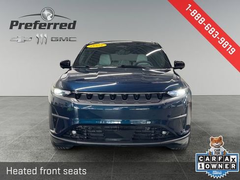 Used 2025 Jeep Wagoneer S Limited image 11