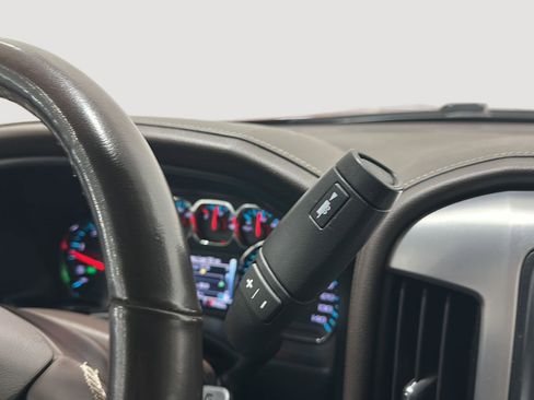 Used 2018 GMC Sierra 1500 SLT image 15