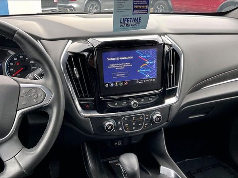 Used 2023 Chevrolet Traverse RS AWD/4WD image 6