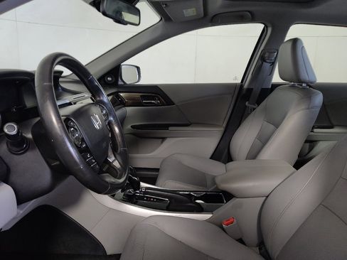 Used 2017 Honda Accord EX-L image 17