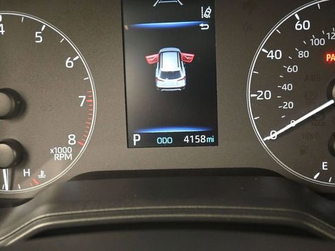 Used 2025 Toyota Corolla Cross L FWD image 10