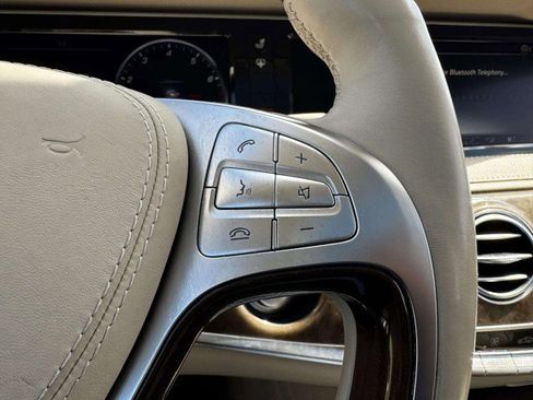 Used 2015 Mercedes-Benz S 550 Sedan image 25