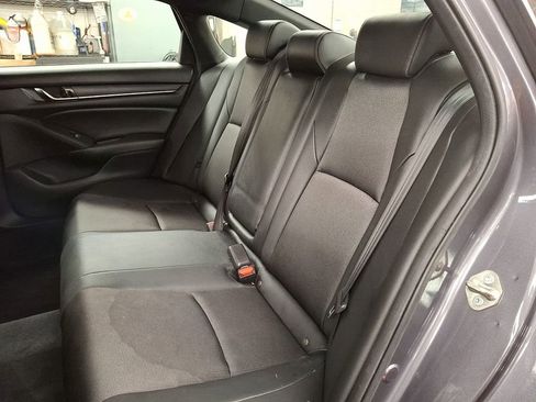 Used 2019 Honda Accord Sport image 7