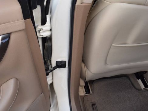 Used 2014 Cadillac CTS Luxury RWD image 46