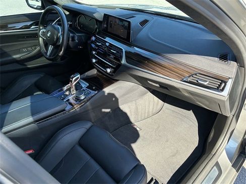 Used 2019 BMW M5 w/ Executive Package image 36
