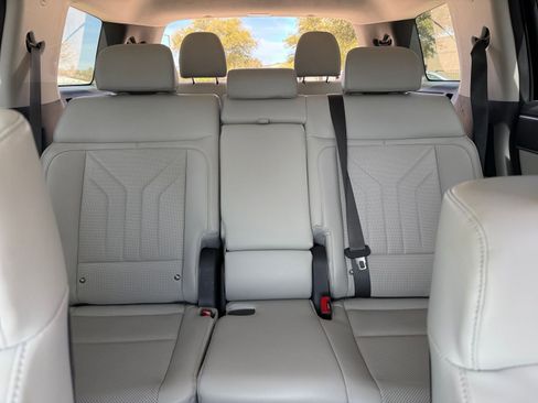 Used 2025 Hyundai Santa Fe SEL image 41