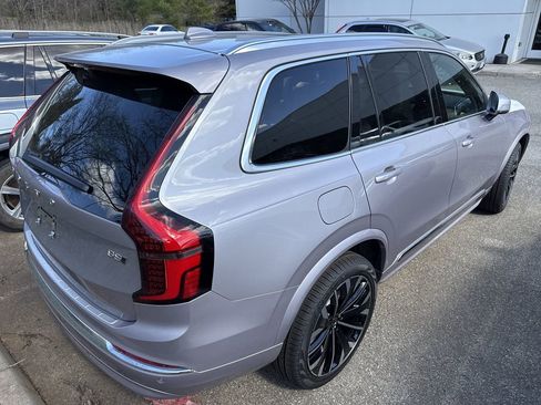 New 2026 Volvo XC90 B5 Core w/ Protection Package Premier image 4
