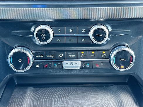 Used 2024 Ford F350 Platinum image 16