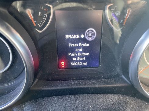 Used 2020 Jeep Gladiator Sport w/ Quick Order Package 24S image 9