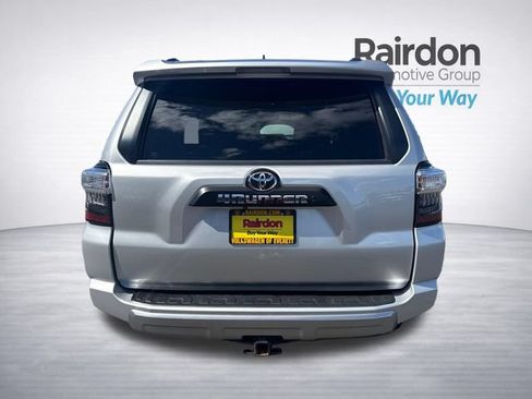 Used 2021 Toyota 4Runner TRD Off-Road Premium w/ Moonroof Package AWD/4WD image 6