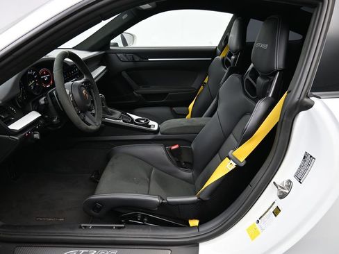 Used 2025 Porsche 911 GT3 RS RWD image 23