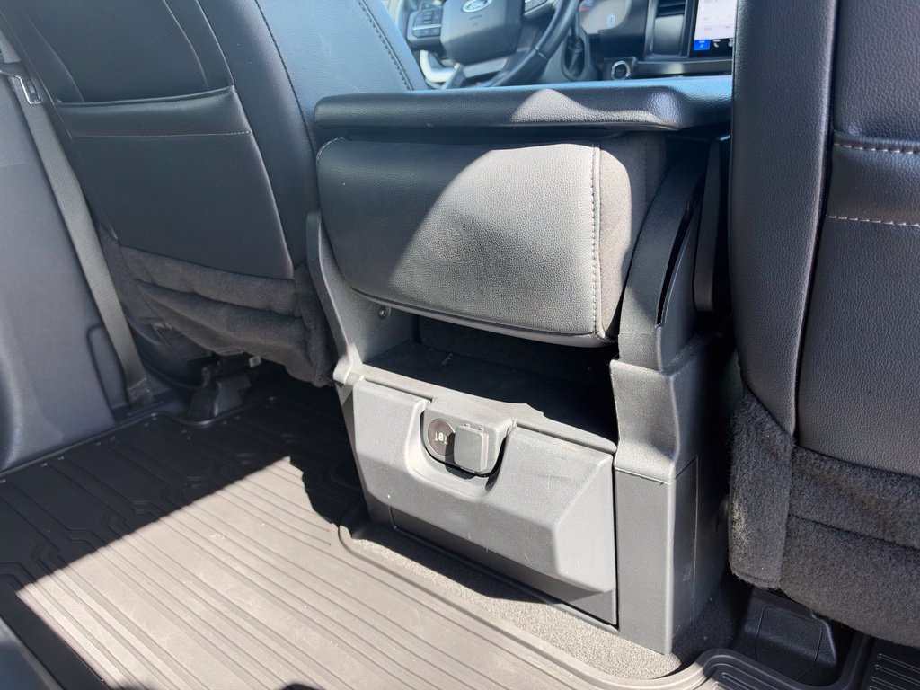 Used 2024 Ford F250 Lariat w/ Sport Appearance Package AWD/4WD image 20