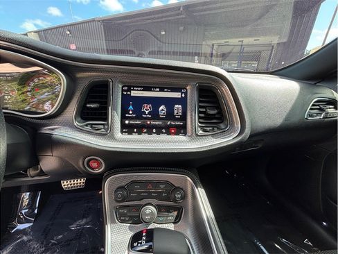 Used 2019 Dodge Challenger SRT Hellcat Redeye RWD image 11
