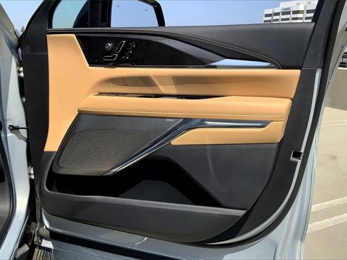 New 2025 Cadillac Escalade IQ Luxury 2 image 35