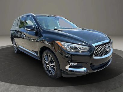 Used 2019 INFINITI QX60 Luxe w/ Essential Package