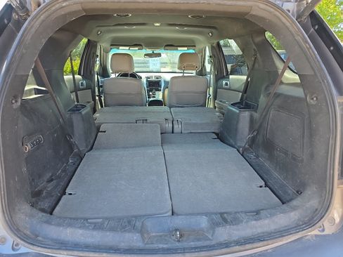 Used 2013 Ford Explorer Limited FWD image 9