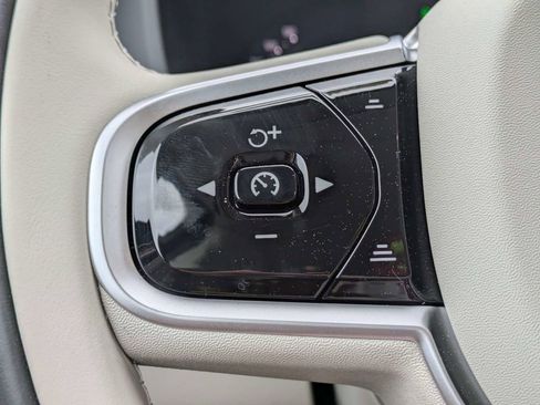 New 2026 Volvo XC60 B5 Ultra w/ Protection Package Premier AWD/4WD image 35