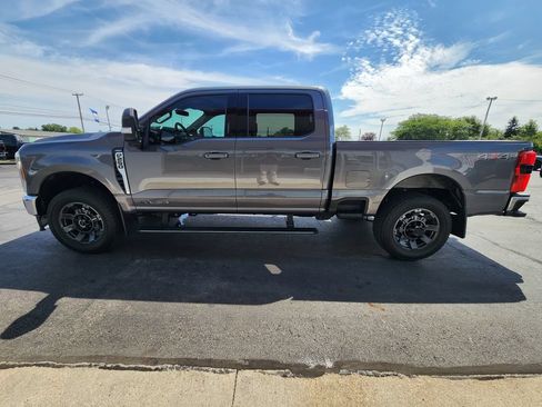 Used 2023 Ford F250 Lariat AWD/4WD image 8
