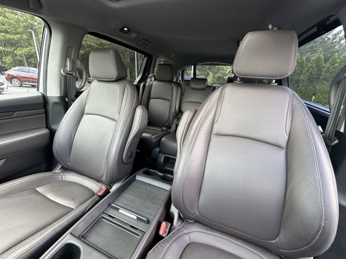 Used 2023 Honda Odyssey EX-L image 8