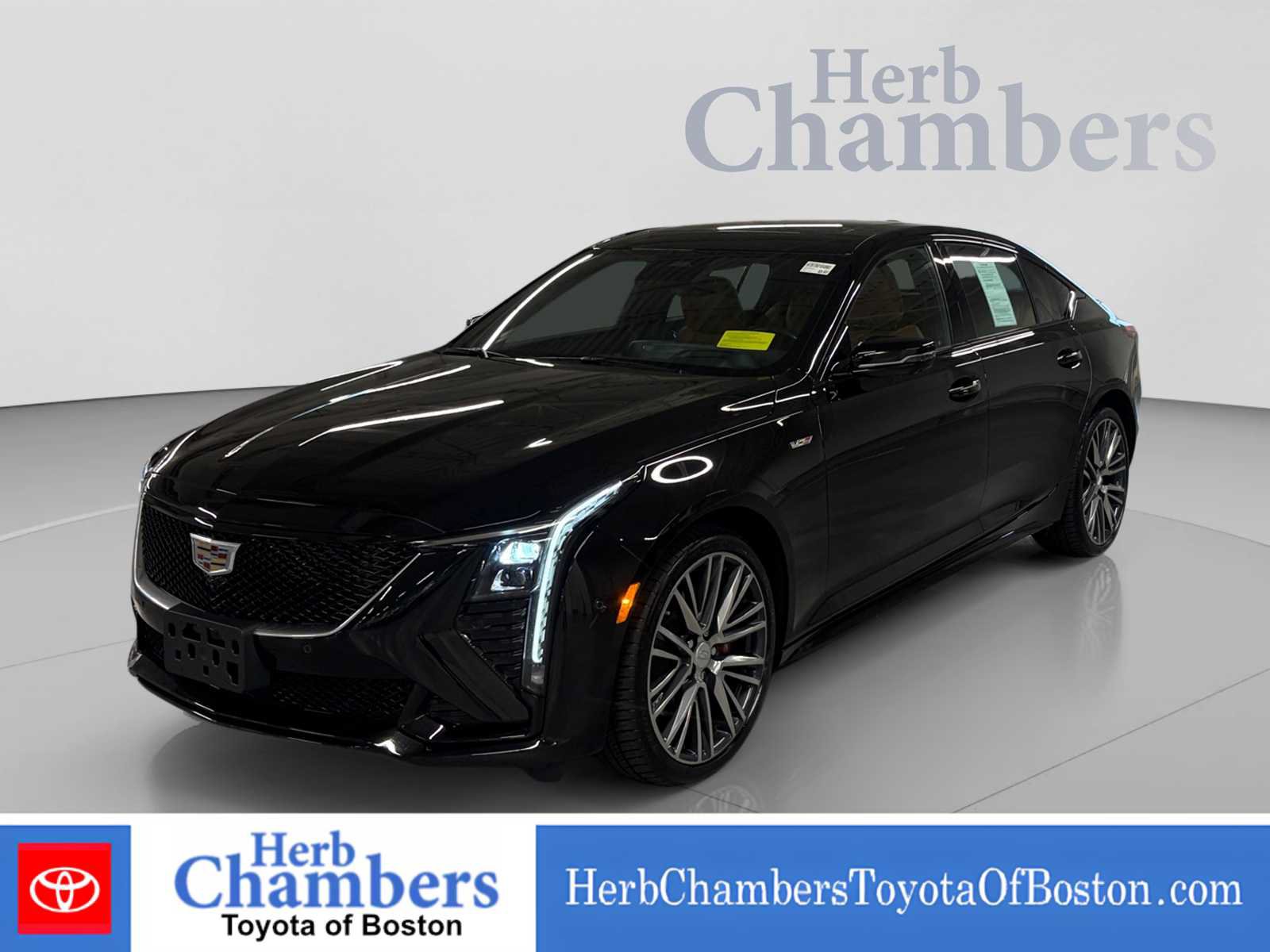 Used 2025 Cadillac CT5 V w/ Platinum Package AWD/4WD image 9