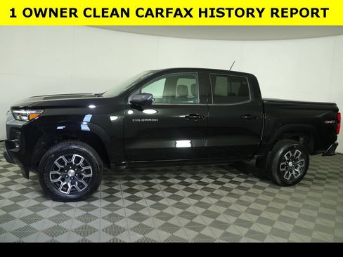 Used 2023 Chevrolet Colorado LT w/ LT Convenience Package III image 4