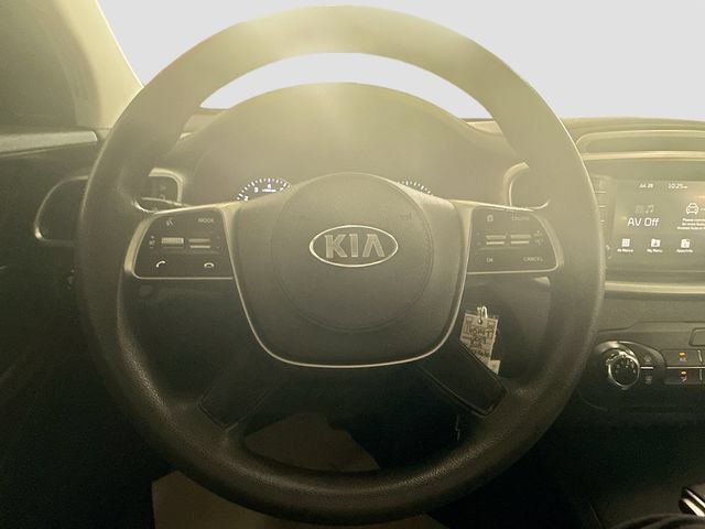 Used 2019 Kia Sorento FWD image 12