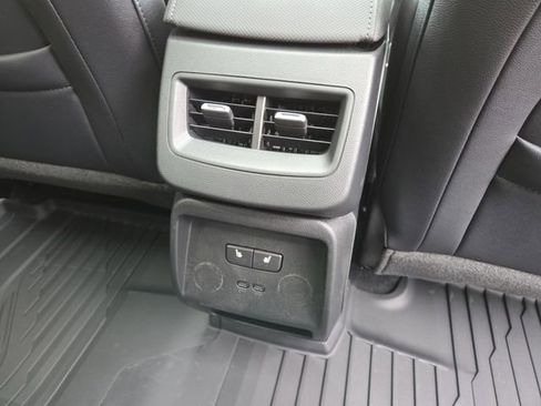 New 2025 Chevrolet Equinox EV RS w/ Convenience Package II image 21