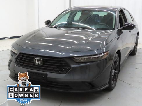 Used 2025 Honda Accord SE image 7