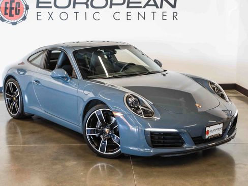 Used 2017 Porsche 911 Carrera image 2