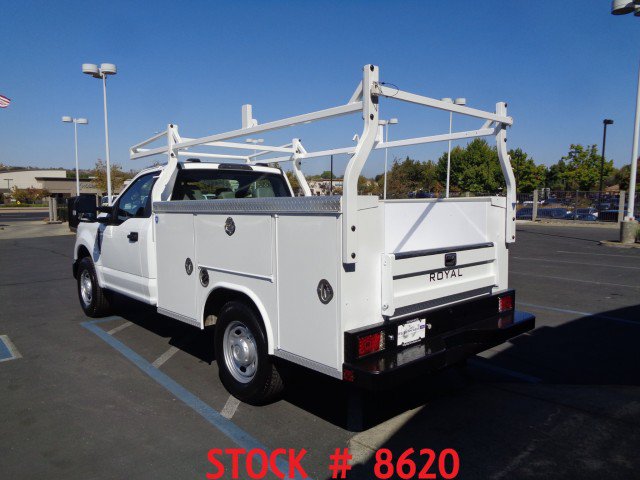 Used 2022 Ford F350 XL w/ Power Equipment Group RWD image 4