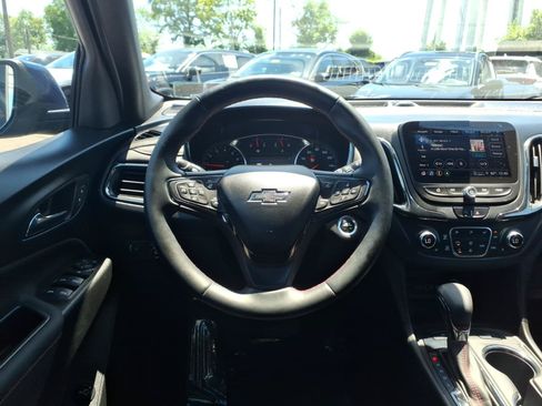 Used 2023 Chevrolet Equinox RS AWD/4WD image 15