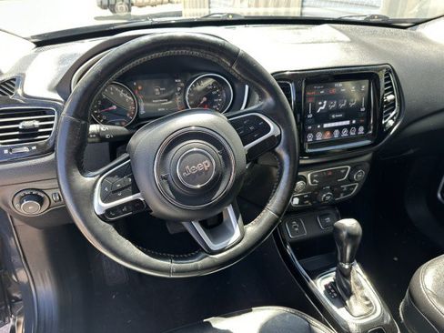 Used 2018 Jeep Compass Limited w/ Safe & Security Group FWD image 7