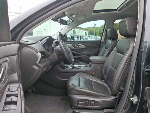 Certified 2020 Chevrolet Traverse LT w/ LT Premium Package image 14