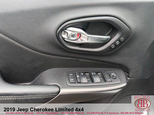 Used 2019 Jeep Cherokee Limited AWD/4WD image 14