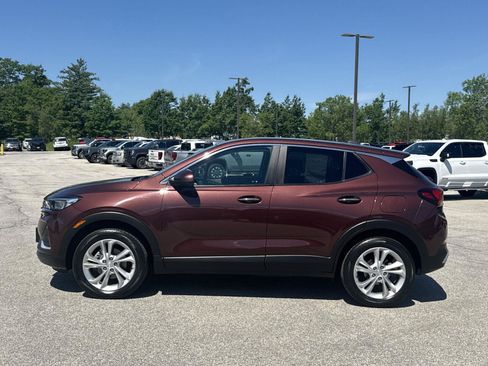 Used 2023 Buick Encore GX Preferred w/ Cold Weather Comfort Package AWD/4WD image 3