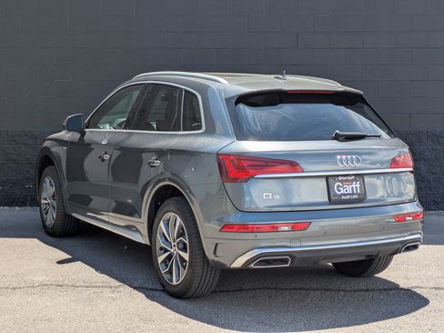 Used 2023 Audi Q5 2.0T Premium w/ Convenience Package AWD/4WD image 7