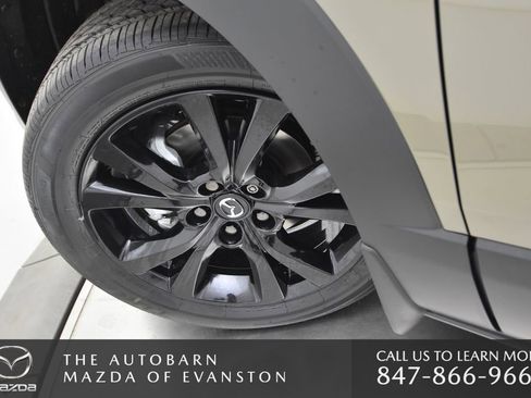 Used 2025 MAZDA CX-30 Carbon image 30