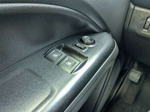 Used 2019 Chevrolet Colorado LT w/ LT Convenience Package image 20