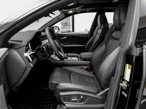 Used 2024 Audi SQ8 Premium Plus w/ Executive Package AWD/4WD image 8