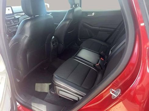 Used 2024 Ford Escape ST-Line image 17
