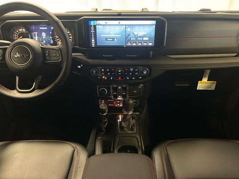 New 2026 Jeep Wrangler Moab image 12