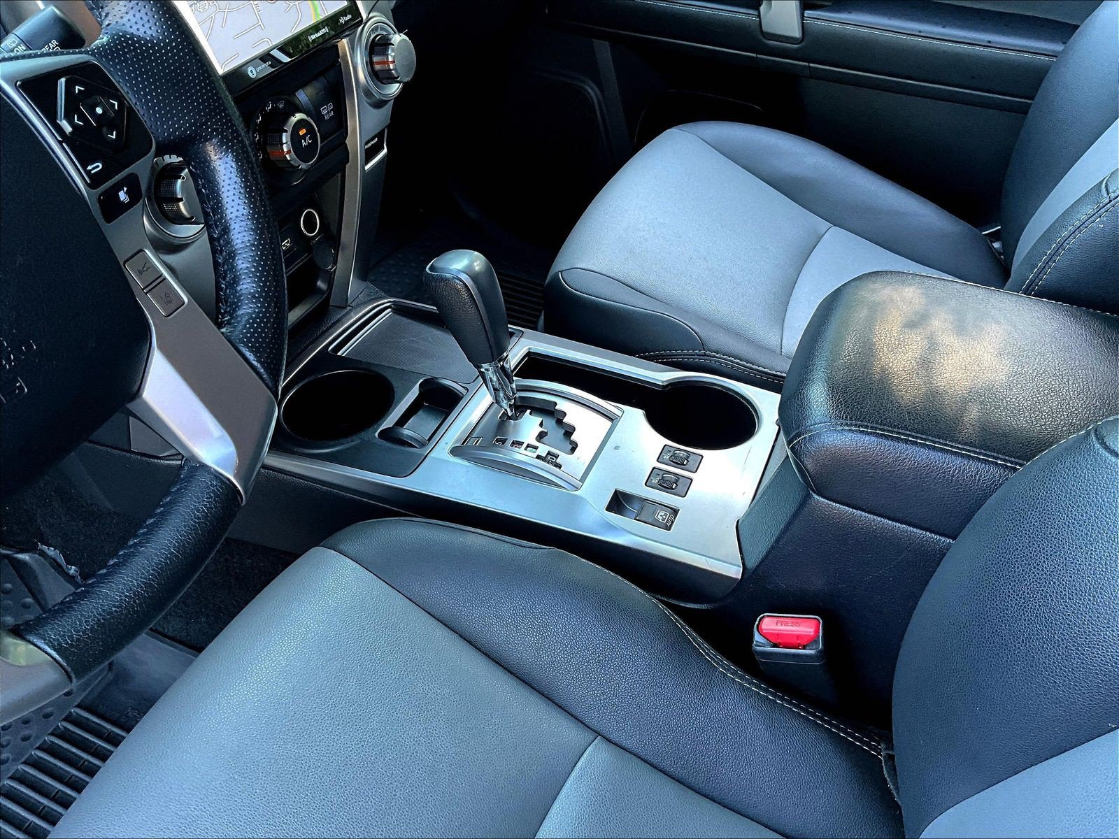 Used 2023 Toyota 4Runner SR5 Premium w/ Moonroof Package RWD image 18