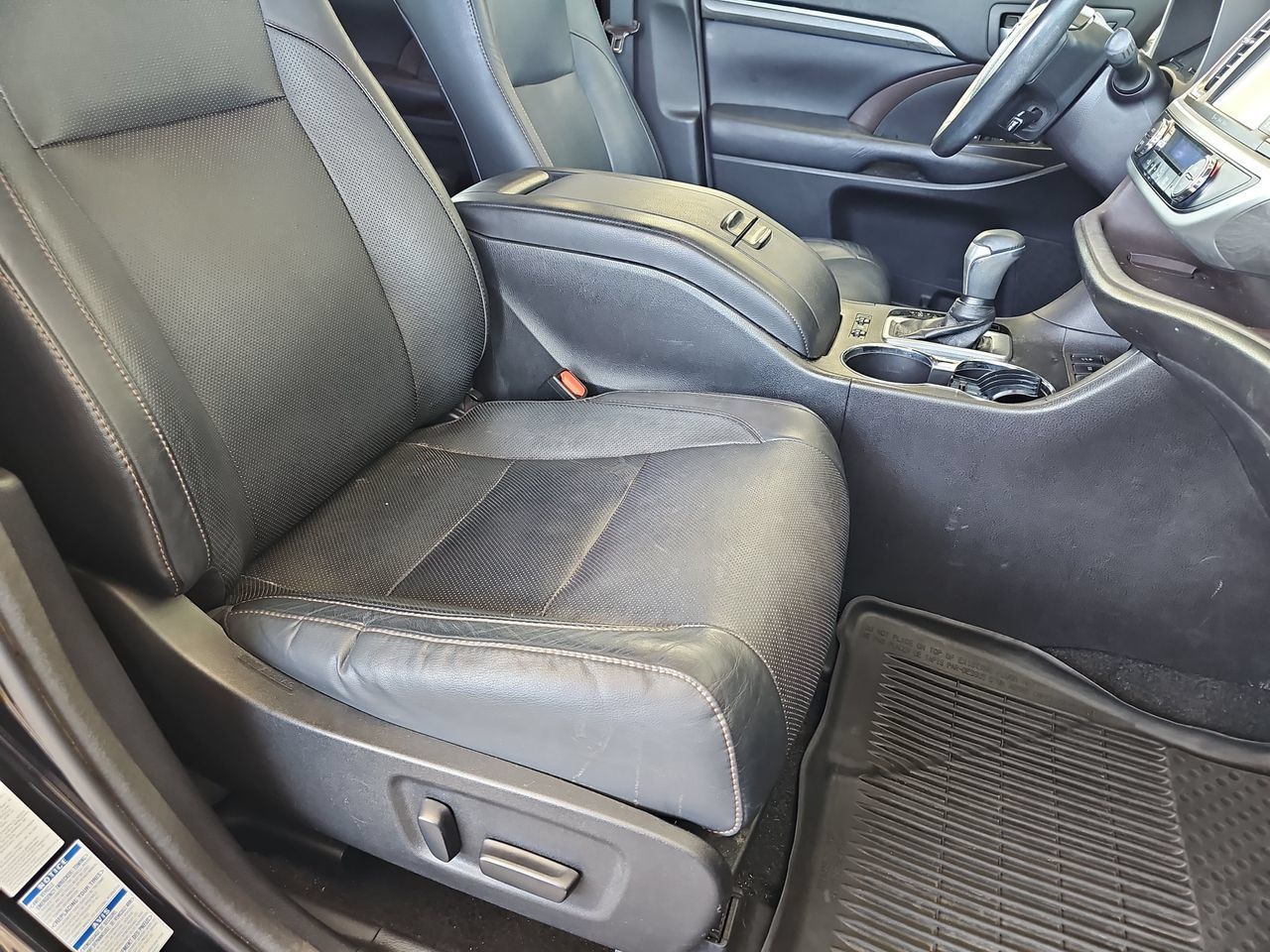 Used 2018 Toyota Highlander Limited w/ Protection Package #3 AWD/4WD image 13