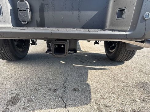 New 2026 Nissan Frontier SV w/ Tow Package image 10