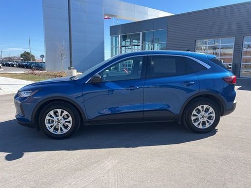 Used 2023 Ford Escape Active w/ Cold Weather Package image 8