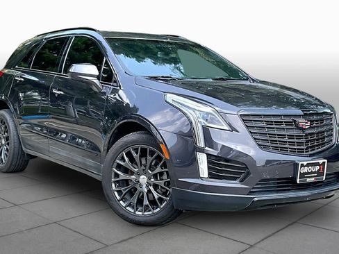 Used 2018 Cadillac XT5 Platinum AWD/4WD image 3