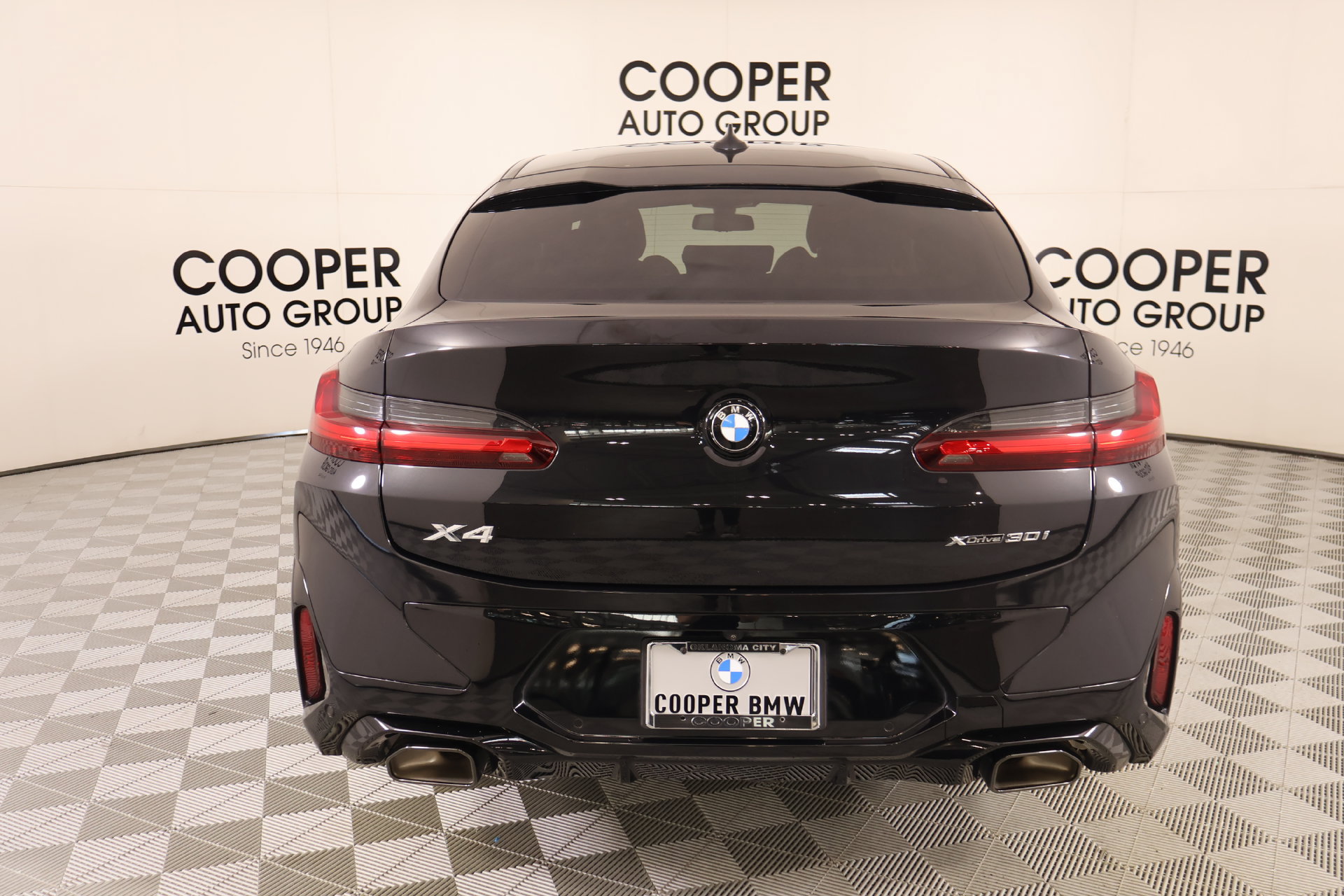 Used 2024 BMW X4 xDrive30i w/ Premium Package AWD/4WD image 23