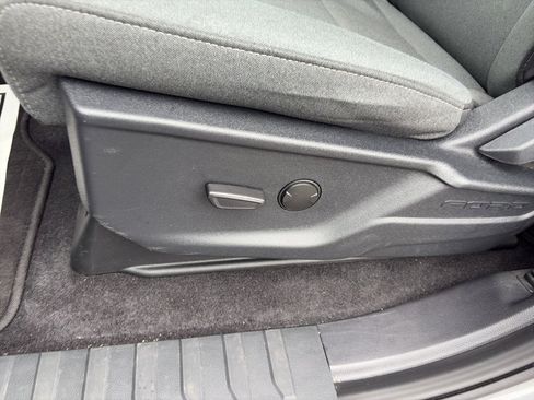 Used 2024 Ford F150 XLT w/ Tow/Haul Package image 16