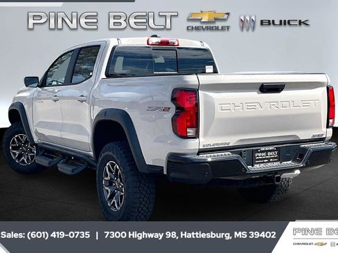 New 2026 Chevrolet Colorado ZR2 w/ Off-Road Front Bumper Package AWD/4WD image 2
