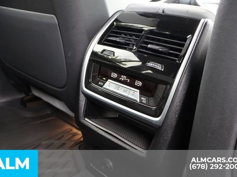 Used 2025 BMW X7 xDrive40i w/ Premium Package AWD/4WD image 31